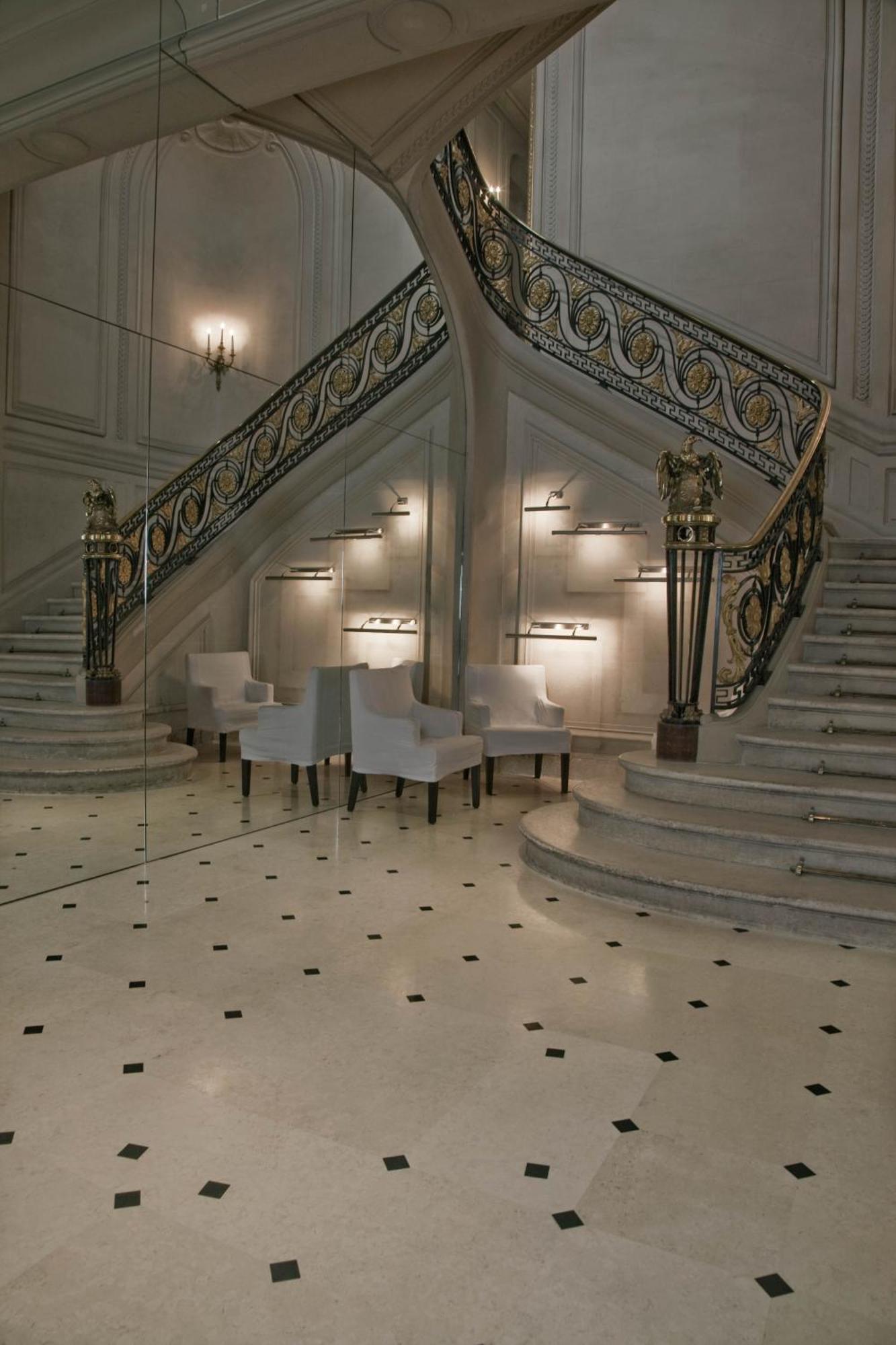 ลา แมซง ชองเซลิเซ่ Hotel ปารีส ภายนอก รูปภาพ